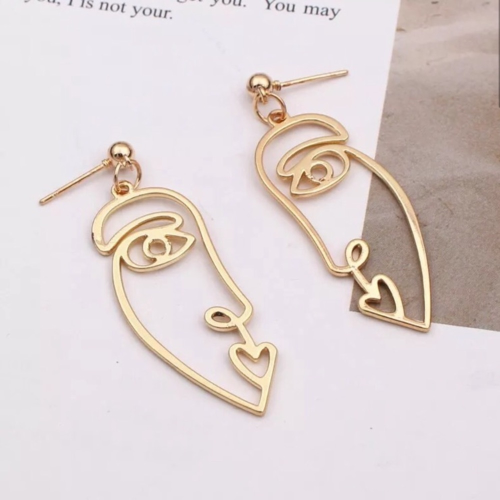 🎉 New Gold plated face silhouette stud earrings set